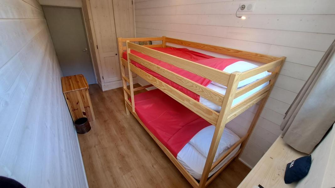 Holiday in mountain resort 3 room duplex apartment 6 people (16) - LES CARLINES - Pra Loup - Bedroom