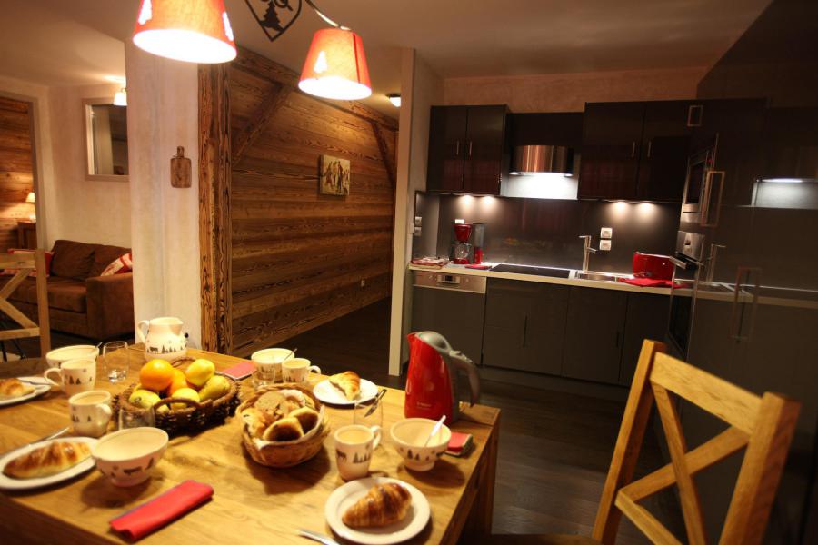 Holiday in mountain resort 3 room apartment 6 people (2) - Les Chalets d'Adrien - Valloire - Living room