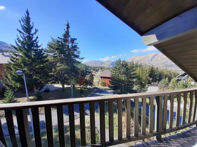 Wakacje w górach Apartament 2 pokojowy 4 osób (122) - Les Chalets d'Aurouze - La Joue du Loup - Balkon