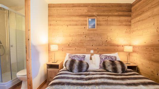 Holiday in mountain resort 7 room duplex chalet 12 people (Irène) - Les Chalets de Bettaix - Les Menuires - Double bed