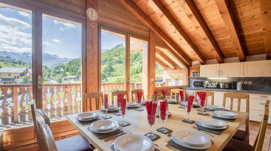 Holiday in mountain resort 7 room duplex chalet 12 people (Jasmine) - Les Chalets de Bettaix - Les Menuires - Dining area