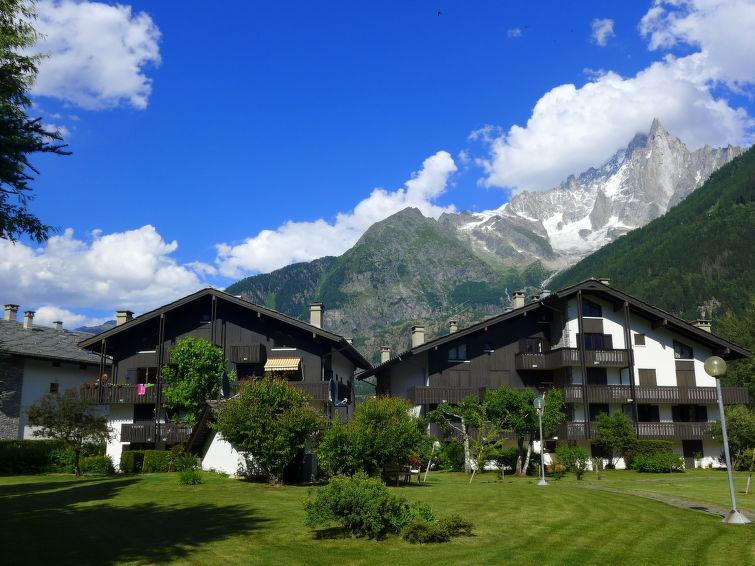 Vacanze in montagna Les Chalets de Champraz - Chamonix - Esteriore estate