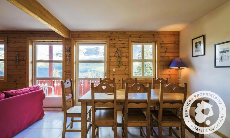 Location au ski Chalet 3 pièces 8 personnes (Confort 70m²) - Les Chalets de Flaine Hameau - Maeva Home - Flaine - Table