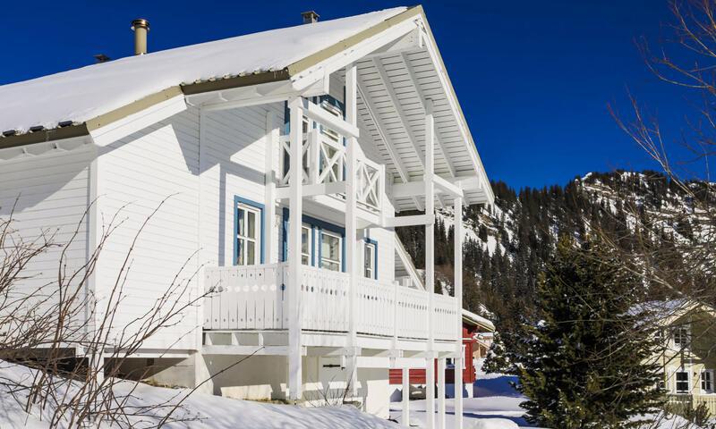 Rent in ski resort 7 room chalet 12 people (Sélection 145m²) - Les Chalets de Flaine Hameau - Maeva Home - Flaine - Summer outside