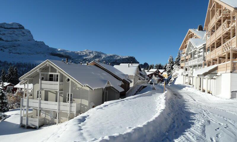 Urlaub in den Bergen 5 Zimmer Chalet für 8 Personen (Sélection 110m²) - Les Chalets de Flaine Hameau - MH - Flaine - Draußen im Sommer