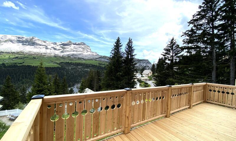 Rent in ski resort 3 room chalet 8 people (Confort 70m²) - Les Chalets de Flaine Hameau - MH - Flaine - Summer outside