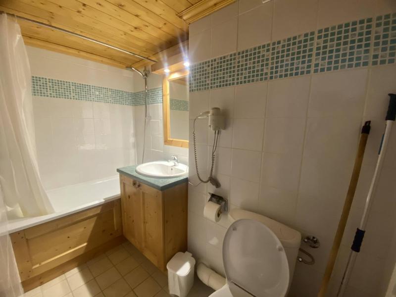 Holiday in mountain resort Les Chalets de l'Adonis - Les Menuires