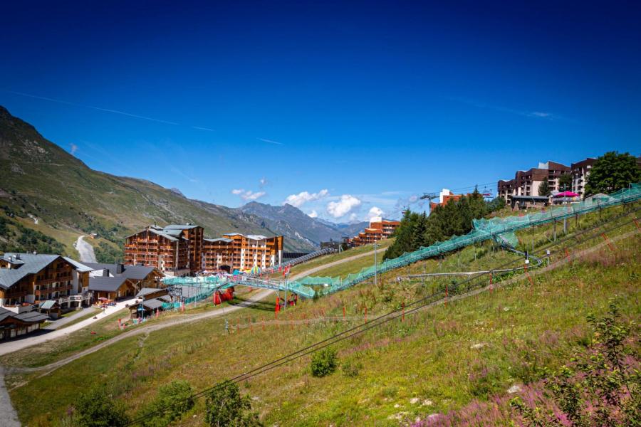 Vacanze in montagna Les Chalets de l'Adonis - Les Menuires - Esteriore estate