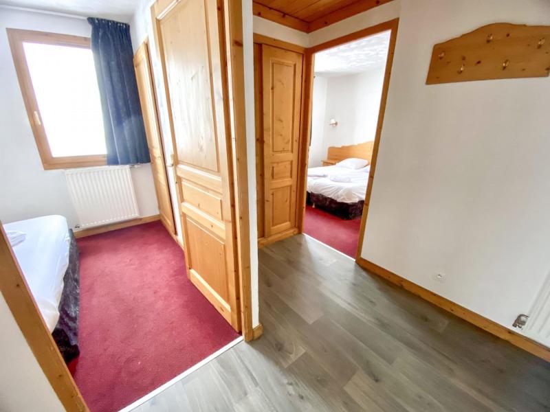 Wakacje w górach Apartament 3 pokojowy 6 osób - Les Chalets de l'Adonis - Les Menuires - Korytarz