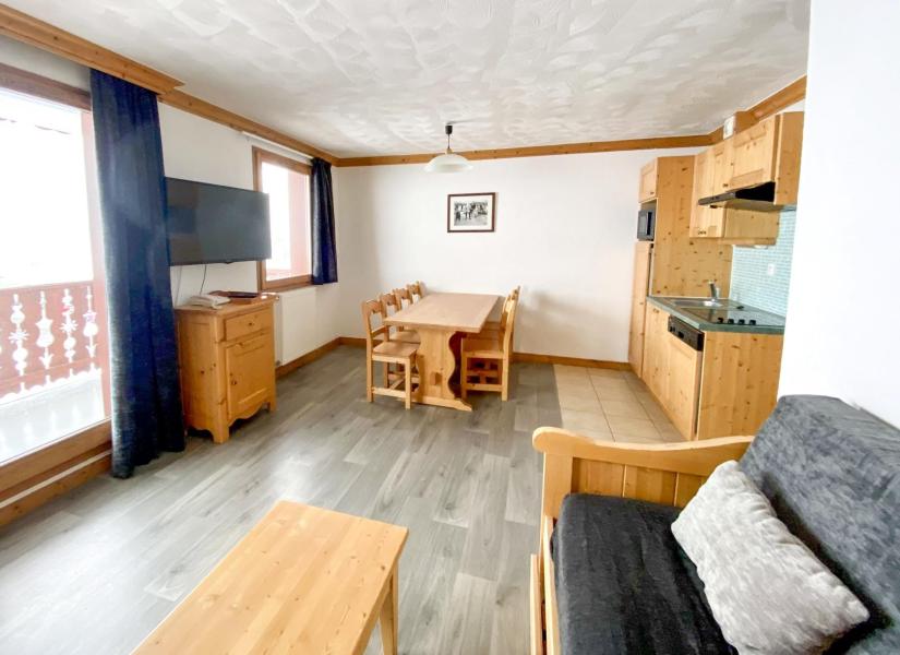 Vakantie in de bergen Les Chalets de l'Adonis - Les Menuires - Woonkamer