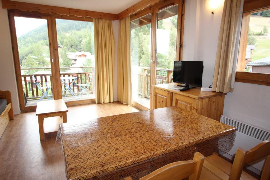 Holiday in mountain resort 2 room apartment 4 people ( 1202) - Les Chalets de la Vanoise - La Norma - Living room