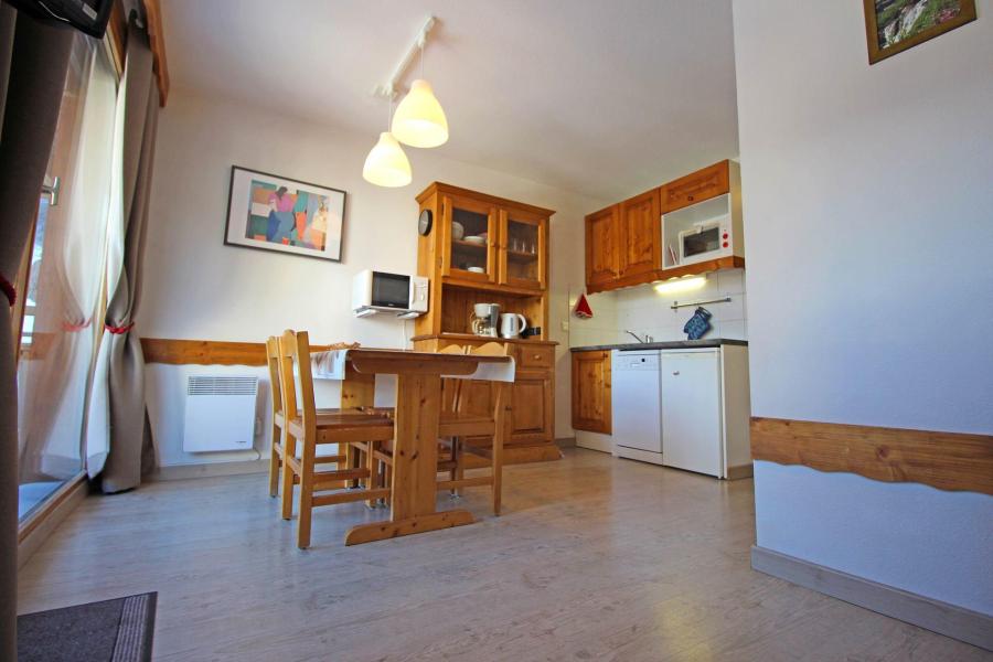 Urlaub in den Bergen 2-Zimmer-Appartment für 4 Personen (1207) - Les Chalets de la Vanoise - La Norma - Wohnzimmer