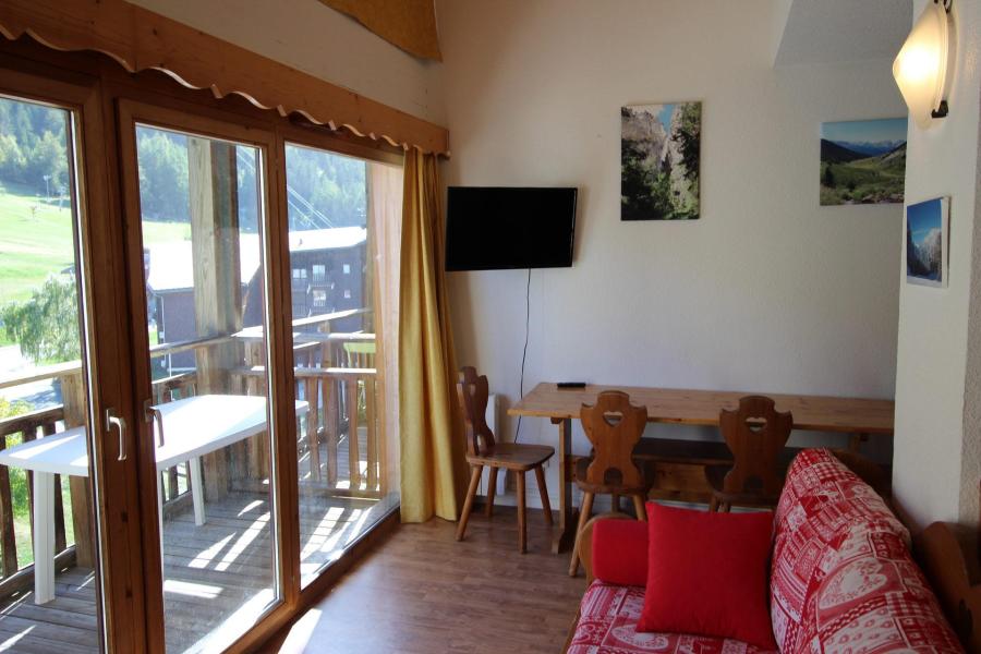 Vakantie in de bergen Appartement duplex 2 kamers bergnis 6 personen (5205) - Les Chalets de la Vanoise - La Norma - Woonkamer