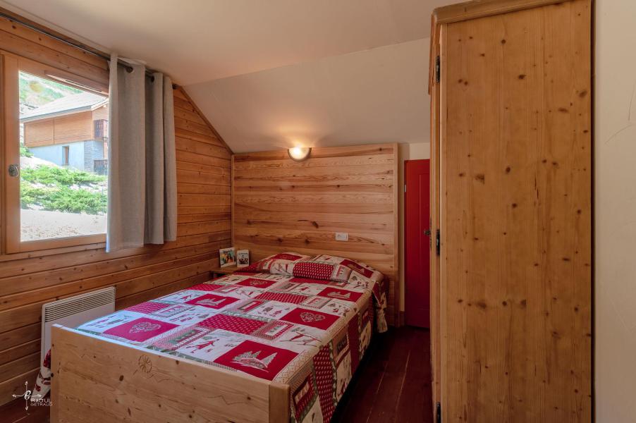 Holiday in mountain resort 4 room mezzanine chalet 10 people (14) - Les Chalets de Praroustan - Pra Loup - Bedroom