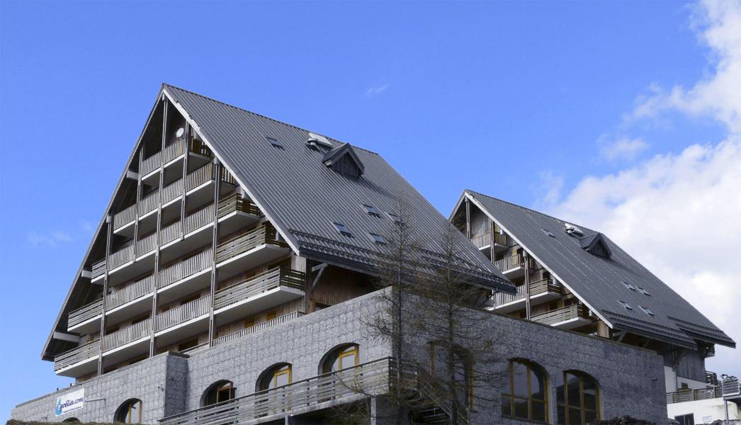 Vacances en montagne Les Chalets de Super-Besse - Super Besse - Extérieur été