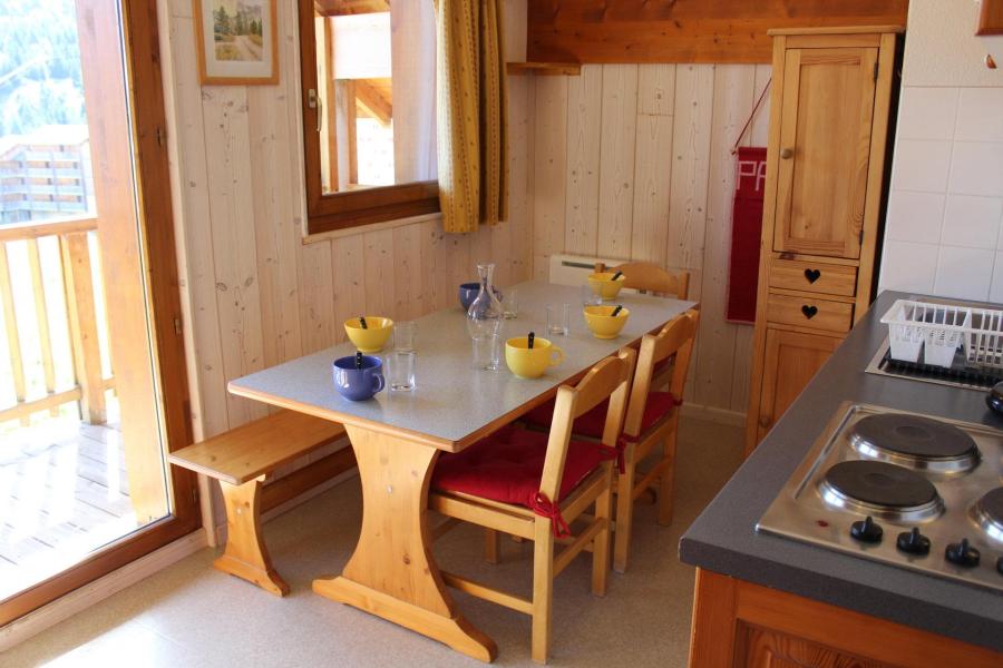 Holiday in mountain resort 2 room apartment sleeping corner 4 people (CB51) - Les Chalets de SuperD Chardon Bleu - Superdévoluy - Living room