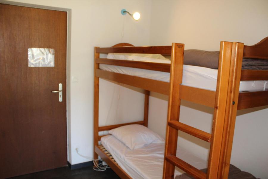 Holiday in mountain resort 2 room apartment sleeping corner 6 people (DP53) - Les Chalets de SuperD Dauphinelle - Superdévoluy - Bedroom
