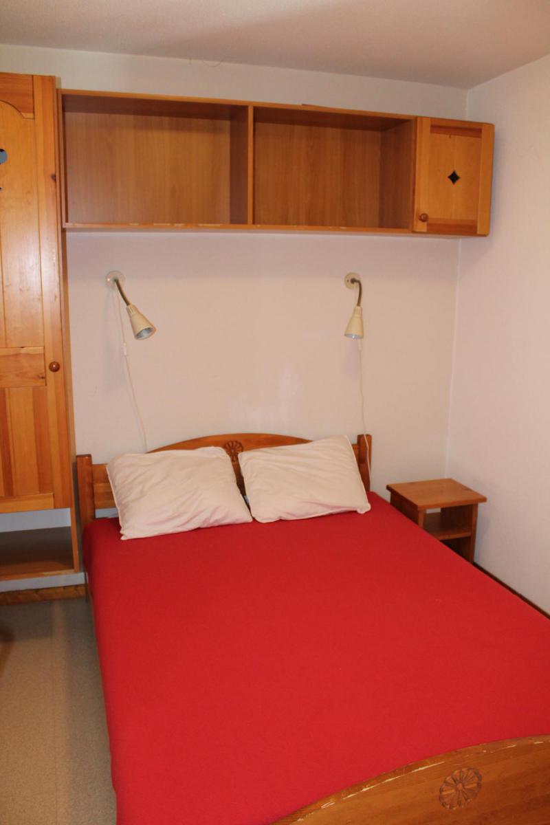 Vacanze in montagna Appartamento 1 stanze con alcova per 6 persone (EG61) - Les Chalets de SuperD Eglantier - Superdévoluy - Letto matrimoniale