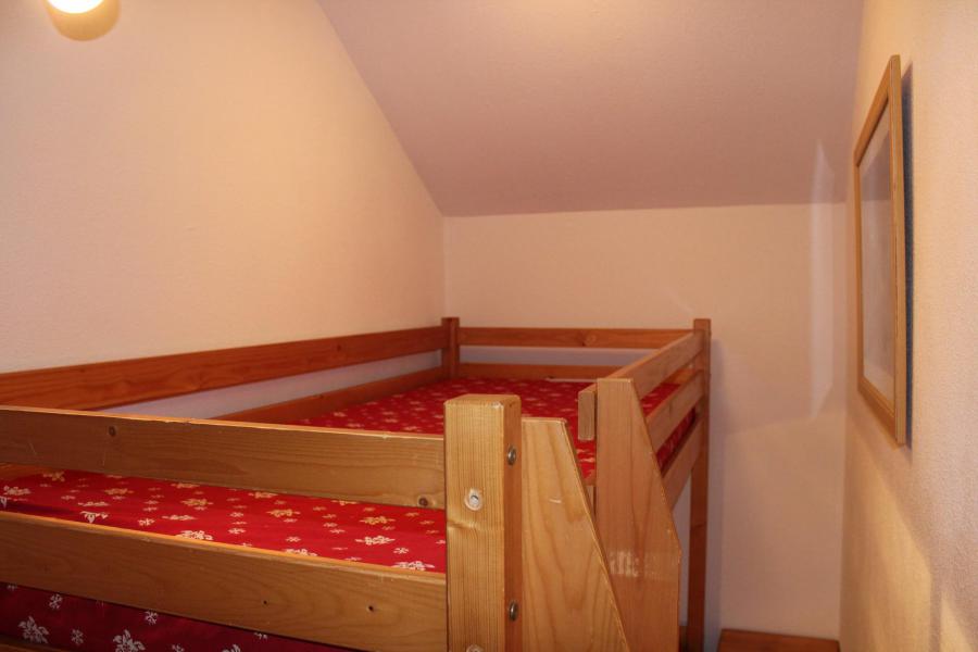 Vacances en montagne Studio coin montagne 4 personnes (FR63) - Les Chalets de SuperD Fraxinelle - Superdévoluy - Chambre