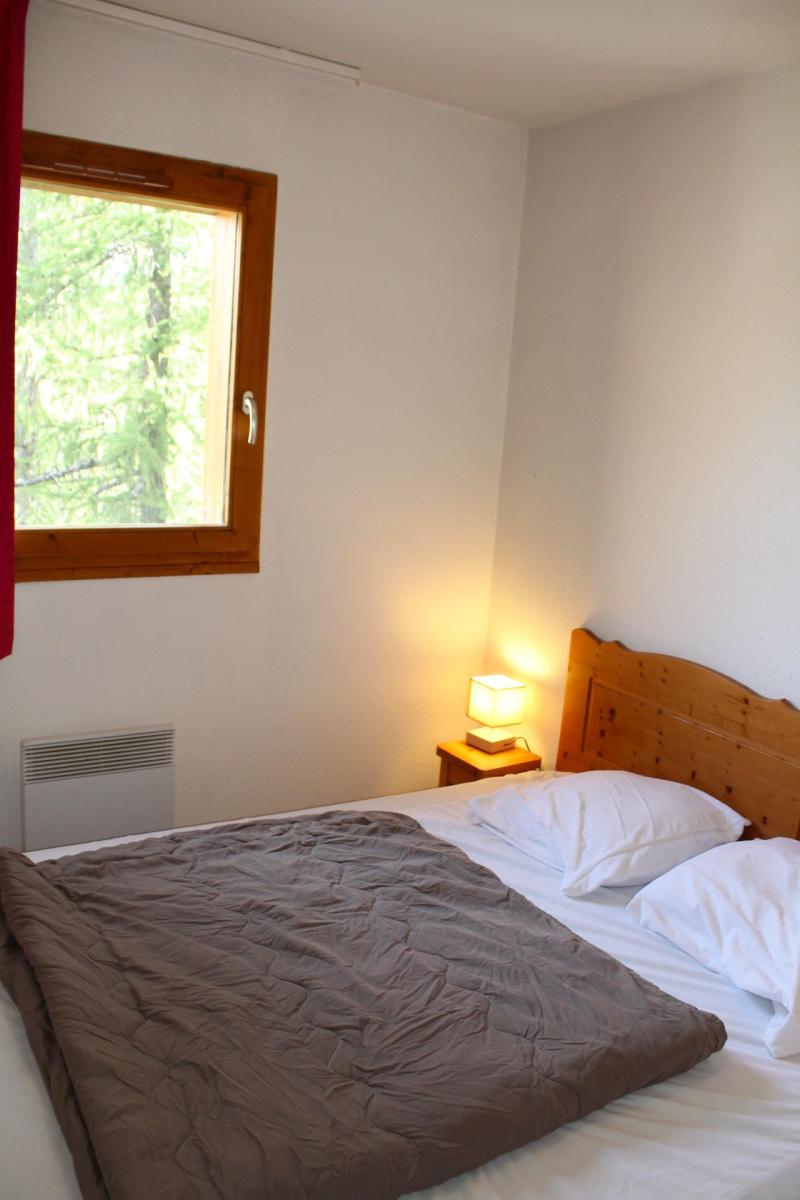 Urlaub in den Bergen 3-Zimmer-Appartment für 4 Personen (HE61) - Les Chalets de SuperD Hélianthème - Superdévoluy - Schlafzimmer