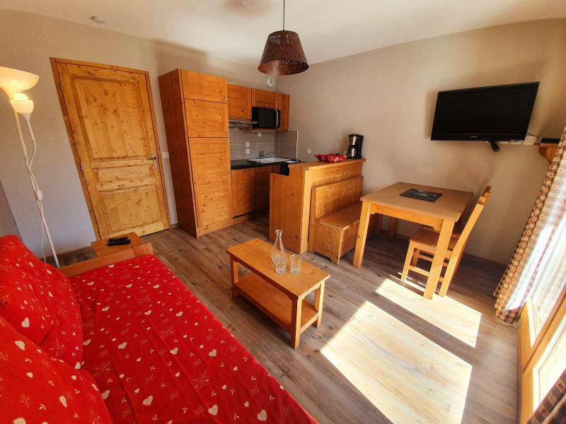 Holiday in mountain resort 2 room apartment 4 people (A52) - Les Chalets des Rennes - Vars - Living room