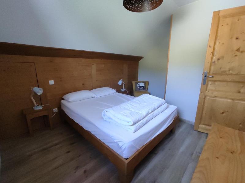 Holiday in mountain resort 3 room duplex apartment 6 people (C41) - Les Chalets des Rennes - Vars - Bedroom
