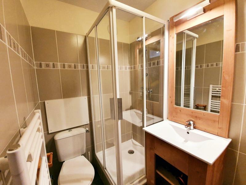 Holiday in mountain resort 3 room duplex apartment 6 people (G31) - Les Chalets des Rennes - Vars