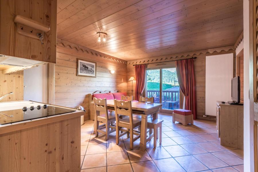 Holiday in mountain resort 3 room apartment 6 people (A02) - Les Chalets du Gypse - Saint Martin de Belleville - Living room