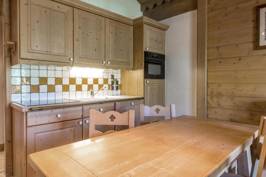 Holiday in mountain resort 3 room apartment 6 people (A04) - Les Chalets du Gypse - Saint Martin de Belleville - Kitchenette