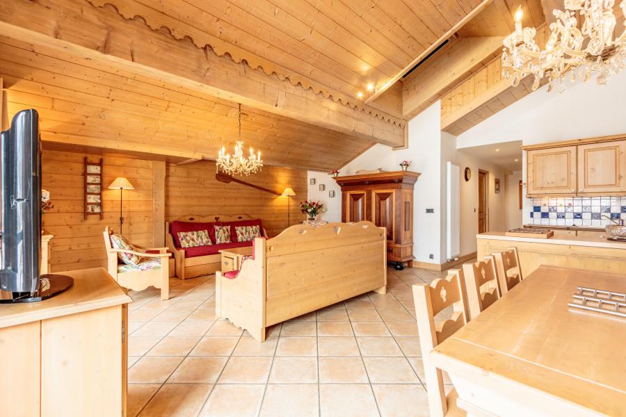 Holiday in mountain resort 4 room apartment 8 people (B03) - Les Chalets du Gypse - Saint Martin de Belleville - Living room