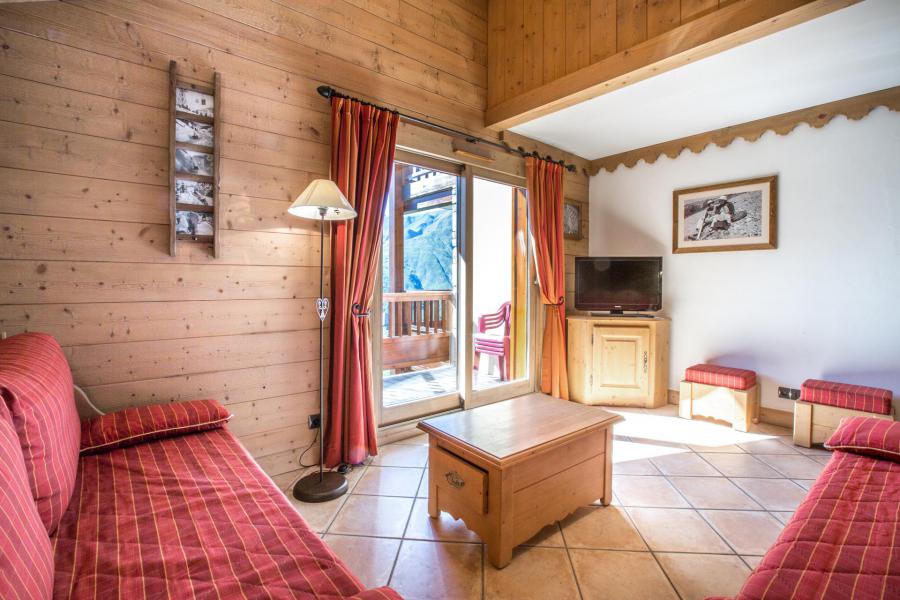 Holiday in mountain resort 4 room apartment 8 people (C10) - Les Chalets du Gypse - Saint Martin de Belleville - Living room