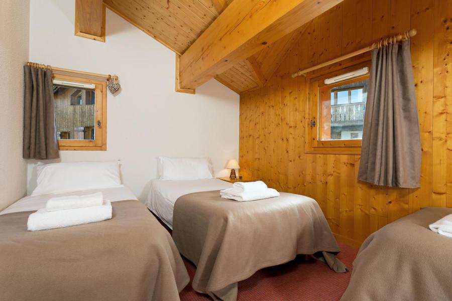 Holiday in mountain resort Les Chalets du Praz - La Plagne - Bedroom