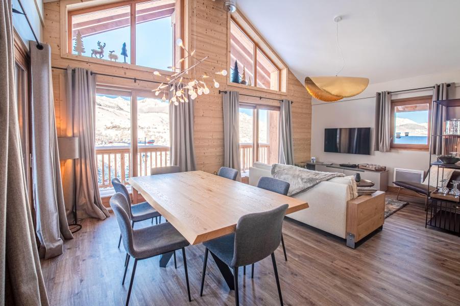 Holiday in mountain resort 4 room duplex chalet 6 people (Laurentide) - Les Chalets Lumi - Valmorel - Accommodation