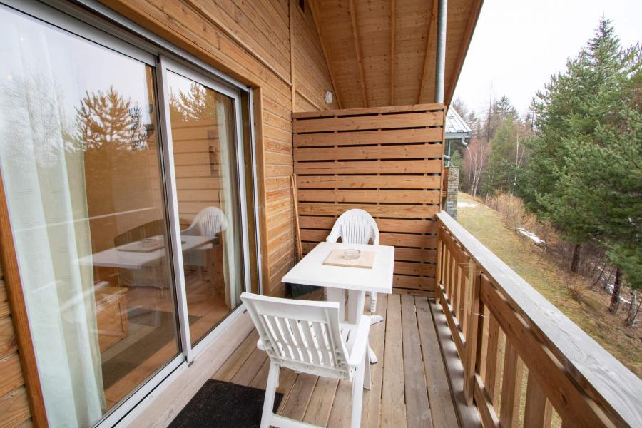 Vacanze in montagna Chalet semi-individuale 3 stanze per 6 persone (CHT94) - Les Chalets Petit Bonheur - La Norma - Balcone