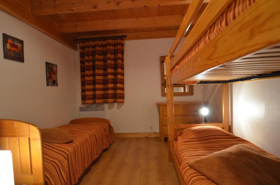 Urlaub in den Bergen 4 Zimmer Maisonettewohnung für 8-10 Personen (342) - Les Côtes d'Or Chalet Courmayeur - Les Menuires - Schlafzimmer