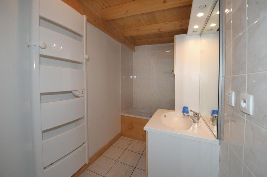 Vacaciones en montaña Apartamento duplex 4 piezas para 8-10 personas (342) - Les Côtes d'Or Chalet Courmayeur - Les Menuires - Cuarto de ducha