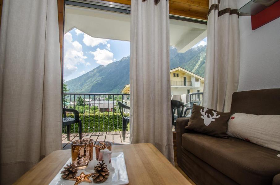 Holiday in mountain resort 3 room apartment 4 people (LITCHI) - Les Fermes de Montenvers - Chamonix - Living room