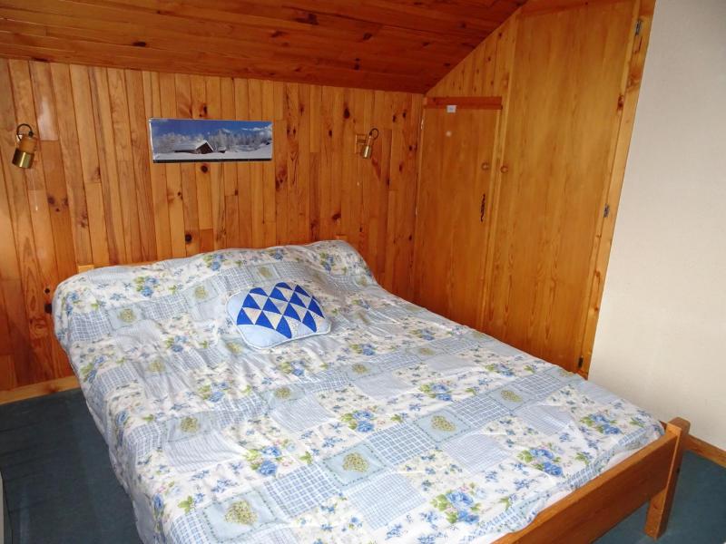 Holiday in mountain resort 3 room apartment 4 people (D18) - Les Hauts de Planchamp - Champagny-en-Vanoise - Bedroom