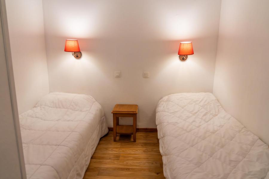 Holiday in mountain resort 2 room apartment cabin 6 people (MBB309) - Les Hauts de Preclaux I - Les Orres - Bedroom