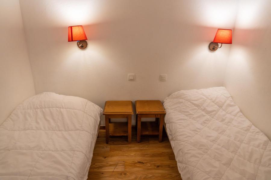 Holiday in mountain resort 2 room apartment cabin 6 people (MBC513) - Les Hauts de Preclaux I - Les Orres - Bedroom