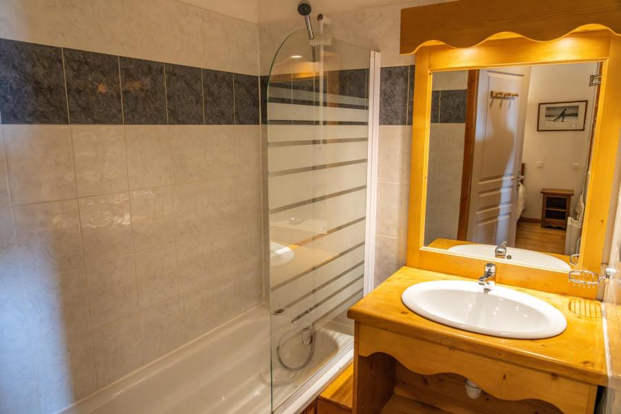 Vacaciones en montaña Apartamento 2 piezas cabina para 6 personas (MZ2211) - Les Hauts de Preclaux I - Les Orres - Cuarto de baño