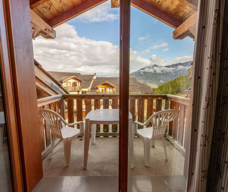 Holiday in mountain resort Studio cabin 4 people (MBB405) - Les Hauts de Preclaux I - Les Orres - Balcony