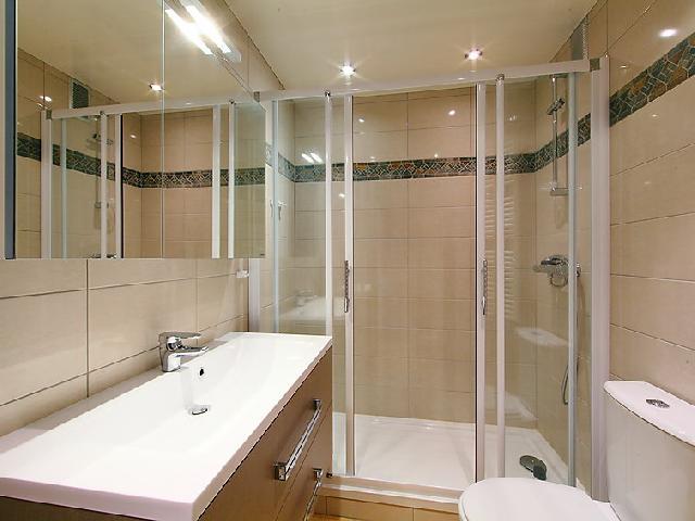 Holiday in mountain resort 1 room apartment 2 people (8) - Les Moutières B1 et B2 - Tignes - Shower
