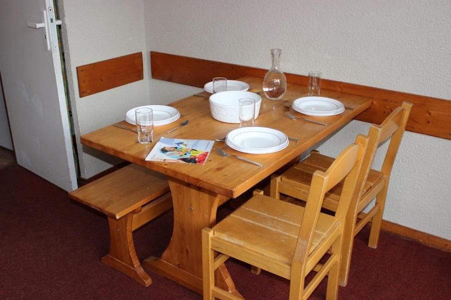 Holiday in mountain resort Studio cabin 4 people (19K) - Les Temples du Soleil Cuzco - Val Thorens - Living room