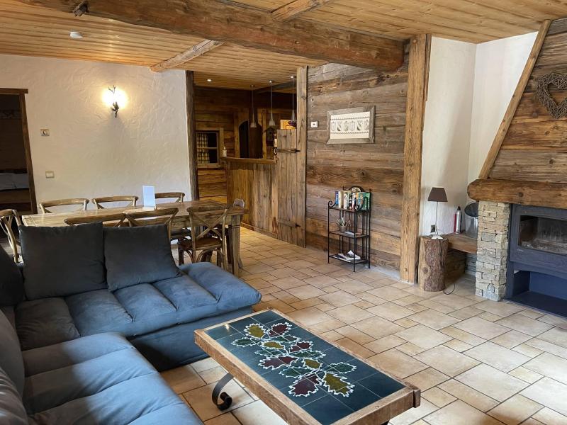 Holiday in mountain resort 4 room apartment 8 people - Maison la Ferme A Roger - Chamonix - Living room