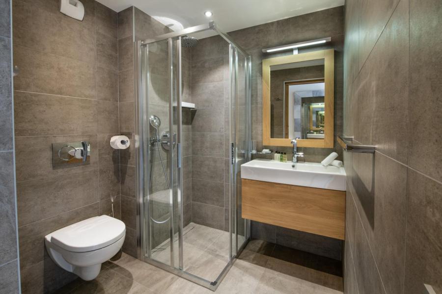 Holiday in mountain resort 4 room apartment 6 people (D12) - Mammoth Lodge - Courchevel - Shower room