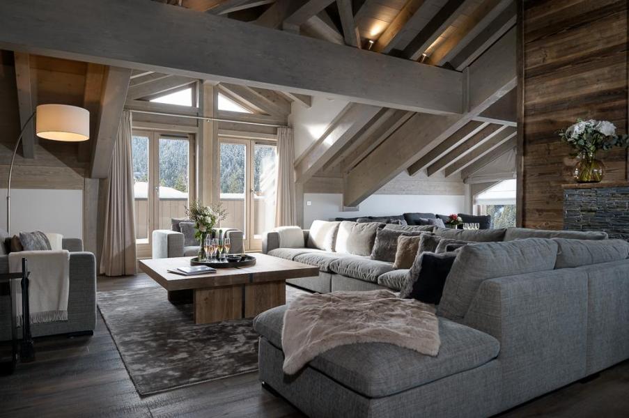 Каникулы в горах Апартаменты триплекс 8 комнат 14-16  чел. (D15) - Mammoth Lodge - Courchevel - Салон