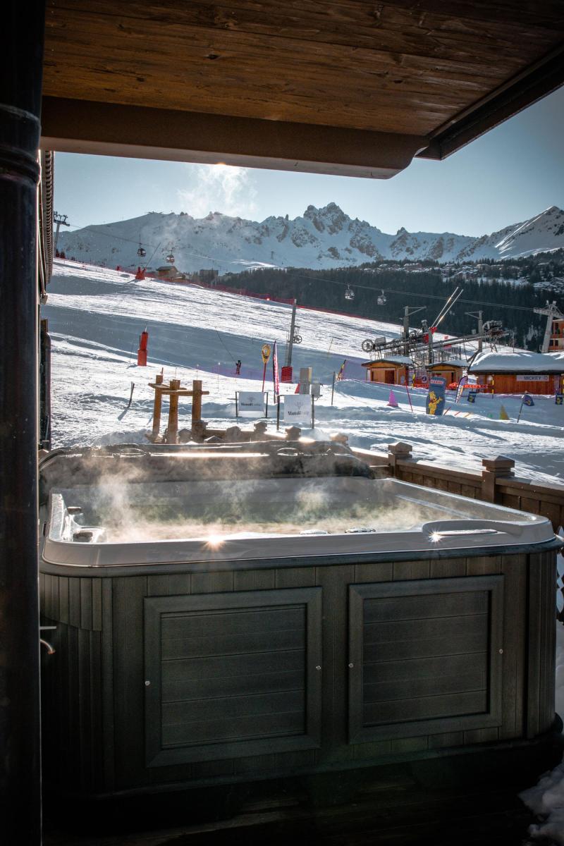 Vacaciones en montaña Apartamento duplex cabina 4 piezas para 6-8 personas (Kula) - Manali Lodge - Courchevel - Jacuzzi