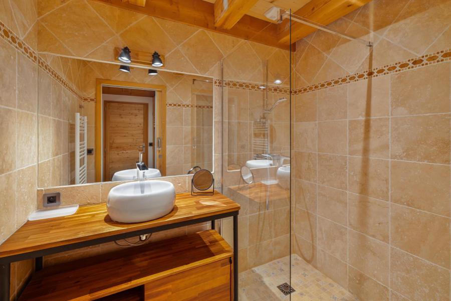 Vacances en montagne Chalet triplex 9 pièces 9 personnes (Marmotte 1) - MARMOTTANT - Serre Chevalier - Salle de douche