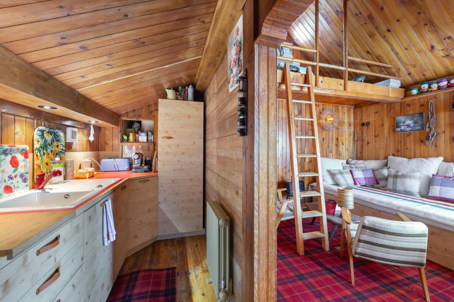 Vakantie in de bergen Chalet 4 kamers 4 personen - Mazot les Bichettes - Courchevel - Woonkamer